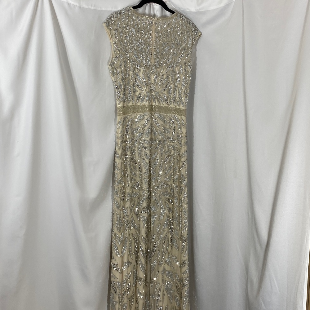 NWT Mac Duggal Silver Ivory Embellished Illusions Cap Sleeve Gown 5532 Size 8 - Picture 8 of 16